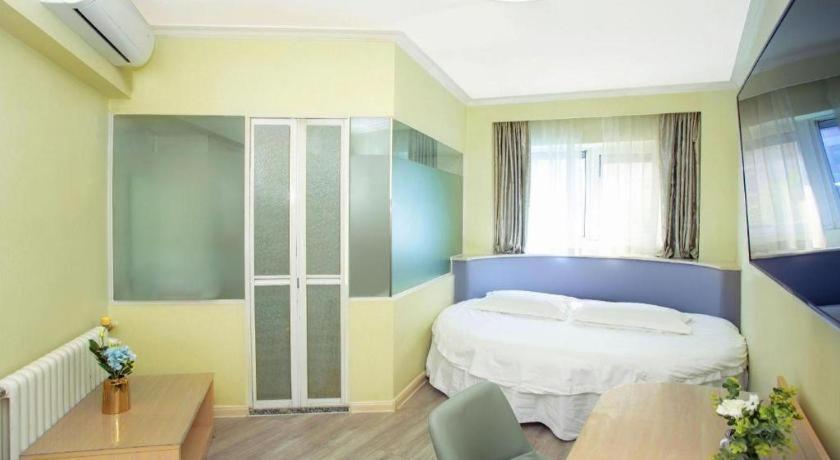 Super 8 Hotel Chengde Imperial Summer Resort Bagian luar foto