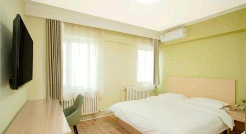 Super 8 Hotel Chengde Imperial Summer Resort Bagian luar foto