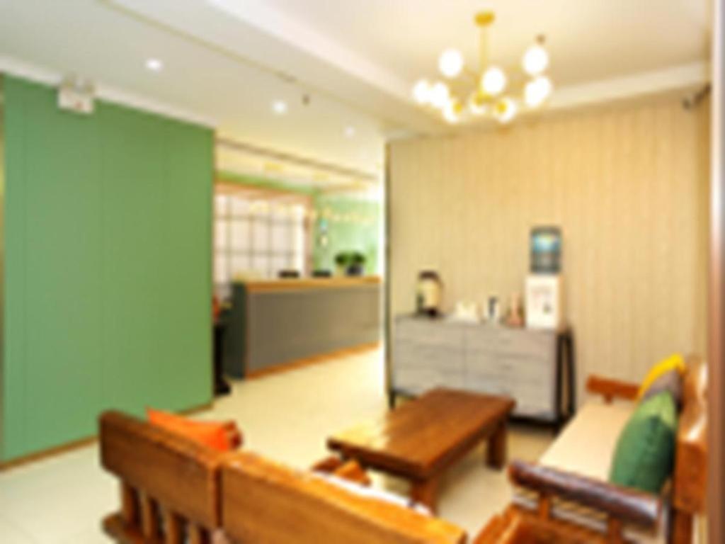 Super 8 Hotel Chengde Imperial Summer Resort Bagian luar foto